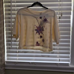 Shyanne Cream Cropped Graphic Tee with Star & Bird Motif